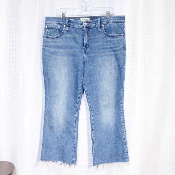 Madewell Kick Out Jeans Women's 32 Mid Rise Raw Hem Flare Stretch Medium Wash - Picture 1 of 13